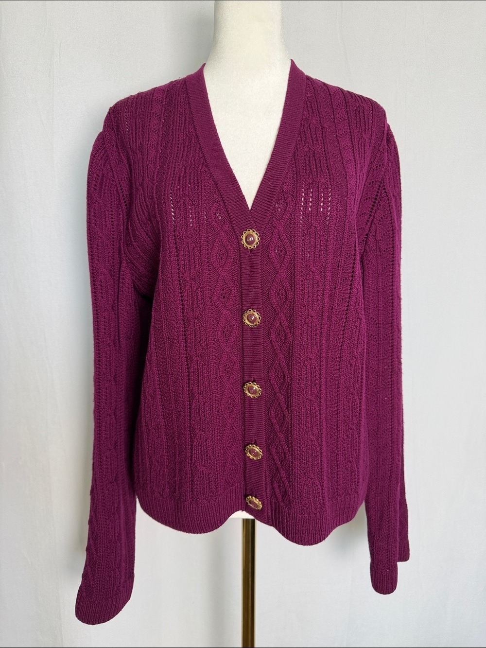 Vintage St John Collection Berry Cable Knit Button Front Cardigan Size 10 V Neck